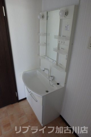 ハイツサンライフの洗面所