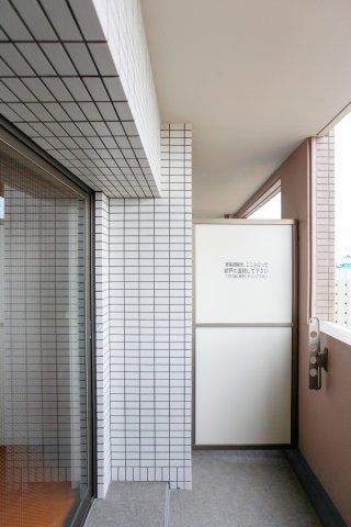 サヴォイ　ザ・リバーテラス　6階のバルコニー|別号室の写真です。現状優先