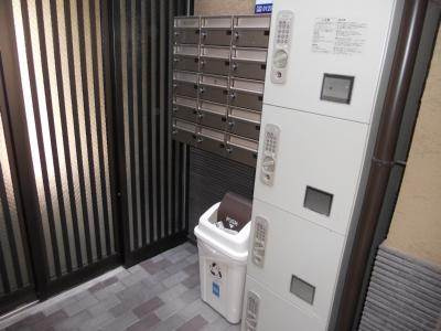 アドミ西院のその他共用部分|宅配ＢＯＸ
