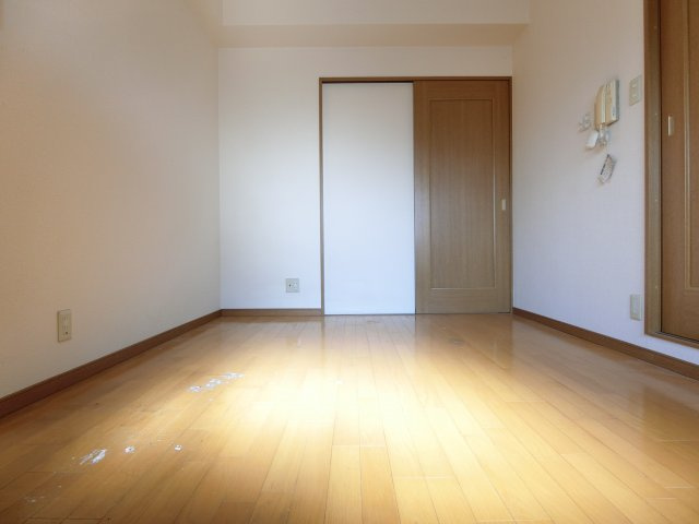 ファーストパレスの居間・リビング