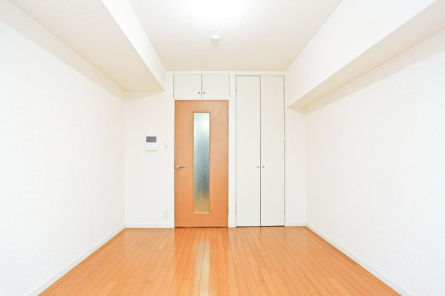 サヴォイレジェント　8階の居間・リビング|別号室のものです。現状優先になります。