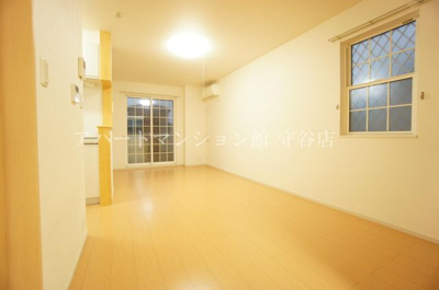 【居間・リビング】 | サンライズ・ヒルズC