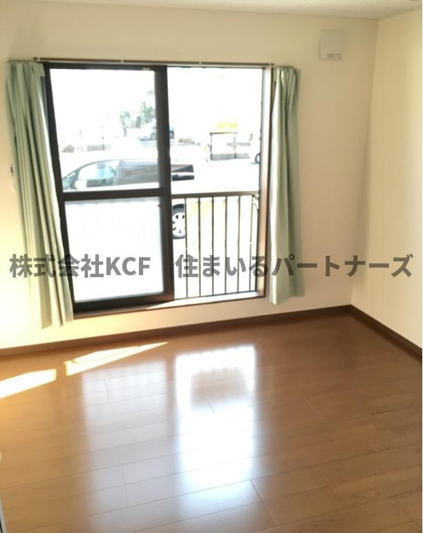 コーポ花水木の洋室|コンパクトで使いやすい洋室です