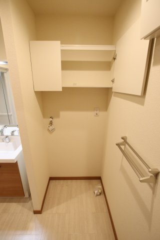 【設備】 | ウィズ・ワン | 室内洗濯機置場