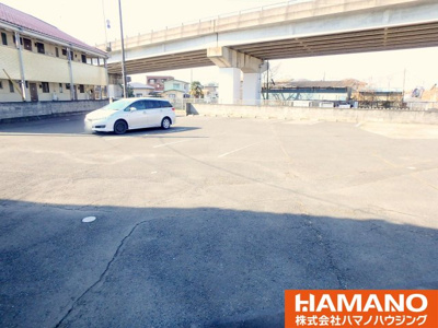 【駐車場】 | 小島コーポ | 駐車場に車を止められます
