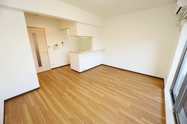 【寝室】 | ＳＵＮ　ＣＯＵＲＴ　Ｎ