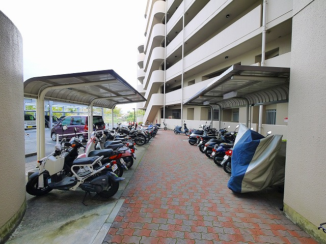 ヴィルヌーブ大和郡山のその他共用部分|自転車置き場