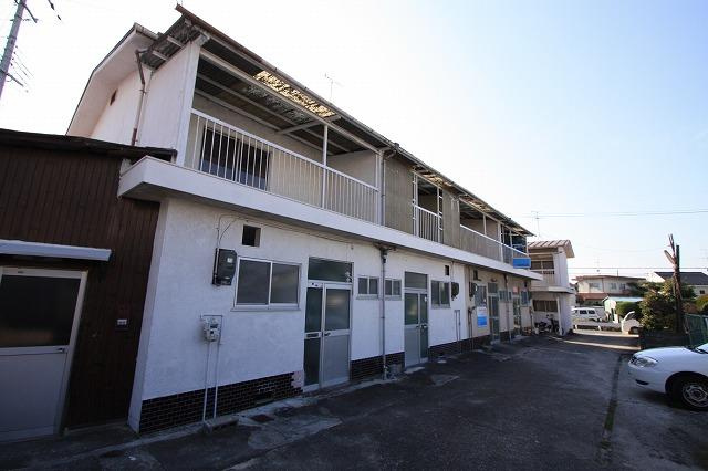 中村ハイツ（秋篠町）の外観