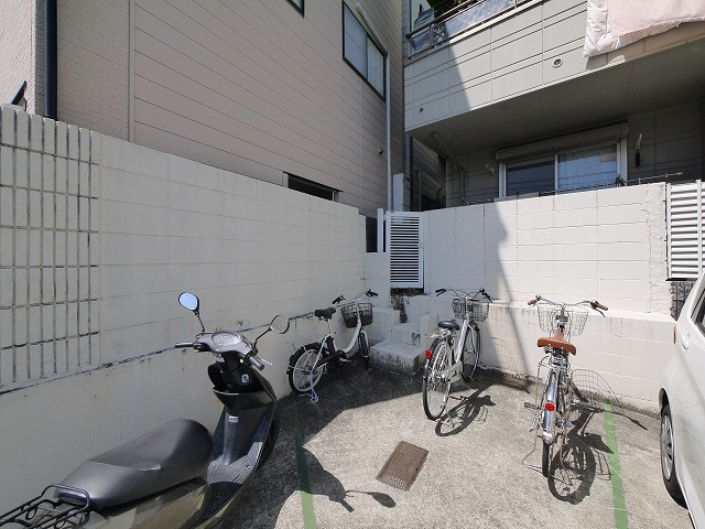 アネックス学園前2番館のその他共用部分|駐輪場です