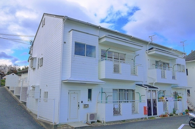 バードヒルB（六条西）の外観|建物外観を気になさる方へ、見た目の良い物件です