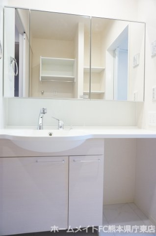 熊本市中央区萩原町のアパートの独立洗面台