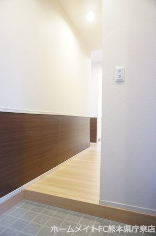 熊本市中央区萩原町のアパートの玄関