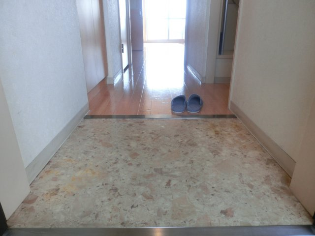 レインボーコートパートⅢの玄関