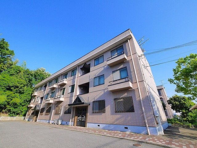 ハピネスＡ
