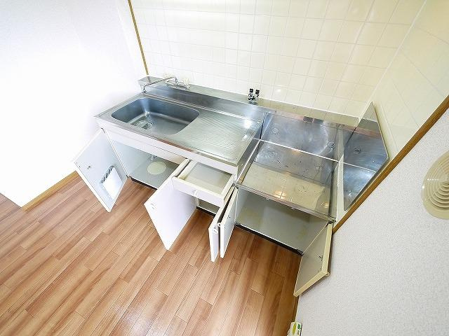 ハピネスＡのキッチン|キッチンでお料理をお楽しみください