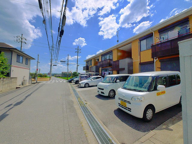 センターハイツの駐車場