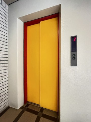 【その他共用部分】 | 百合ヶ丘シティタワー | エレベーター付き！荷物の多い日や疲れた日でも、7階までラクラク上がれます☆