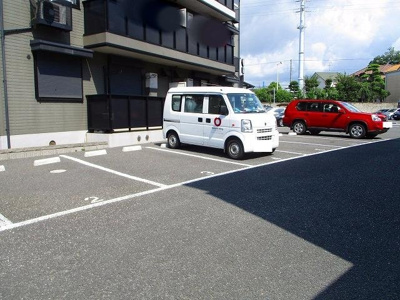 【駐車場】 | メゾン一の坪