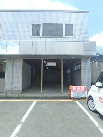 ヴァン・ティ・アンの外観