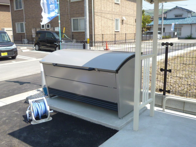 ヴィラ・ボヌールＢのその他共用部分|敷地内ゴミステーション
