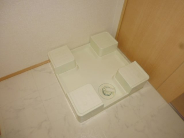 ヴィラ・ボヌールＢのその他|洗濯機置き場