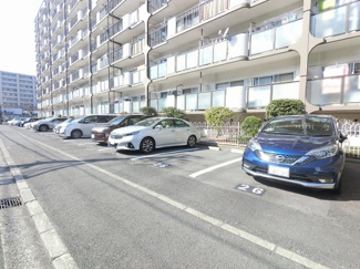 【駐車場】 | 平置駐車場です。