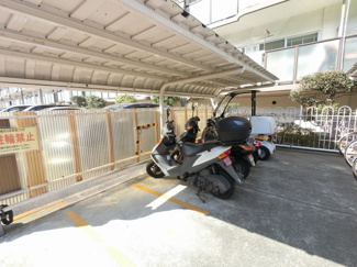 【その他共用部分】 | バイク置場です。