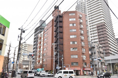 【外観】 | 府中ハイツ | 周辺環境に溶け込み、それでいて個性豊かなデザインは住まう人に優越感をもたらしてくれます。
