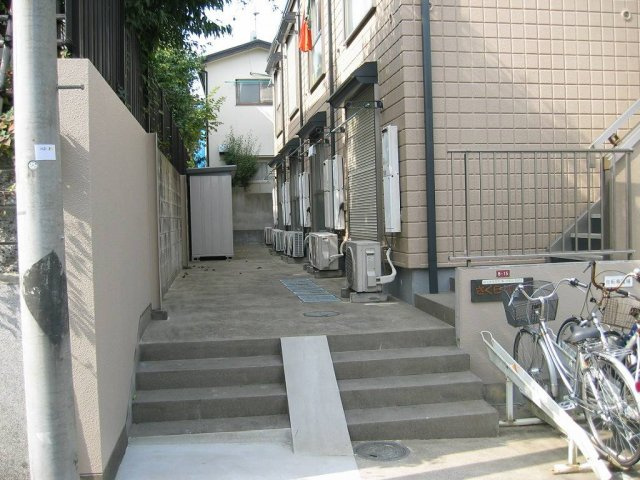 【エントランス】