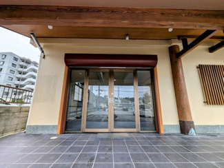 【エントランス】