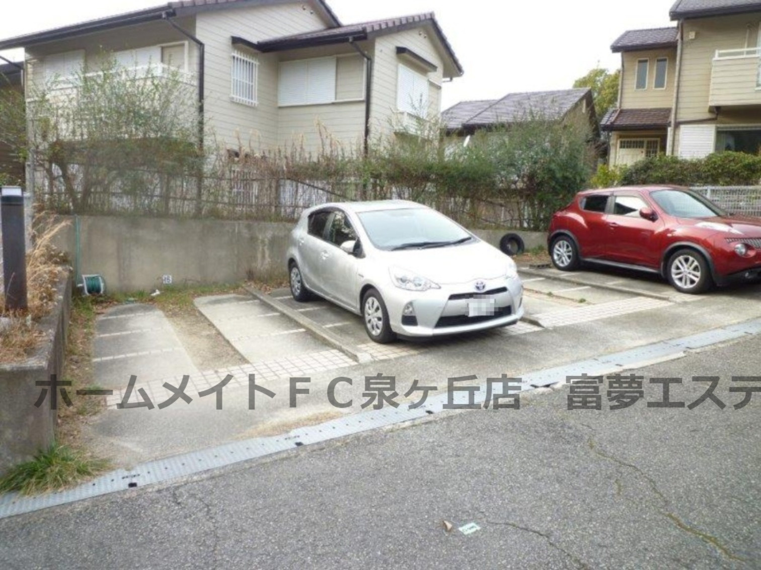 晴美台1丁35-16貸家の駐車場