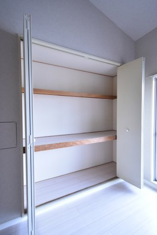 グレース大阪港の収納