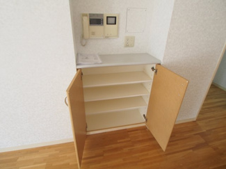 【収納】 | ロイヤルパーク多摩川 | たっぷりとした収納スペースです