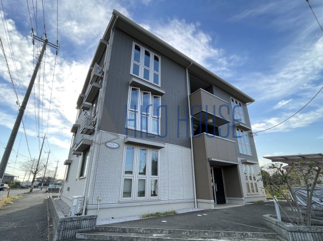 プランドール(鳩山町)の外観