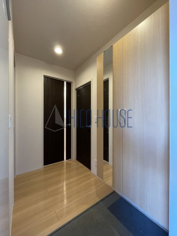 プランドール(鳩山町)の玄関