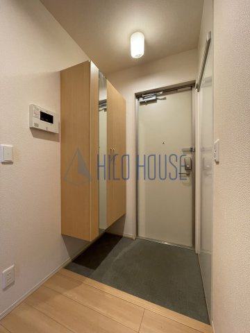 プランドール(鳩山町)の玄関