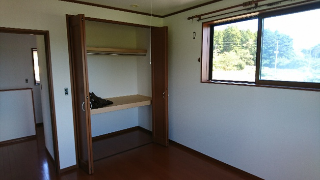 【寝室】 | 楢葉町戸建住宅 | 落ち着いて過ごせるお部屋なので、寝室にいかがでしょうか