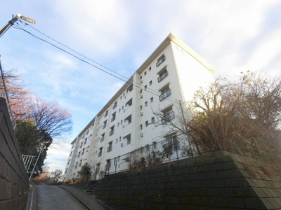 【外観】 | たまプラーザ団地６街区５号棟 | 総戸数１２５４戸、昭和４３年３月築、管理人は日勤勤務につき管理体制良好です♪
