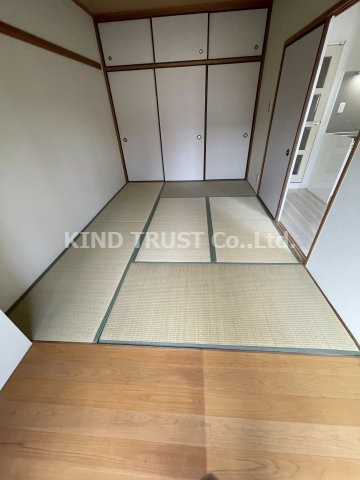 メゾン・エルミタージュの和室|和室です