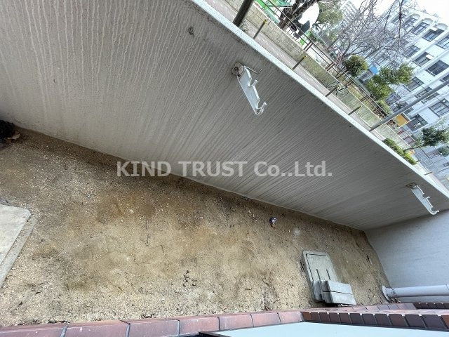 メゾン・エルミタージュのバルコニー|お洗濯にも便利なバルコニー付き