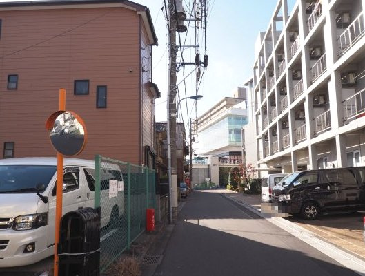 志茂3-3-26駐車場