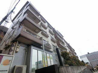 【外観】 | 総戸数３０戸、昭和４８年９月築、管理人は巡回勤務につき管理体制良好です♪