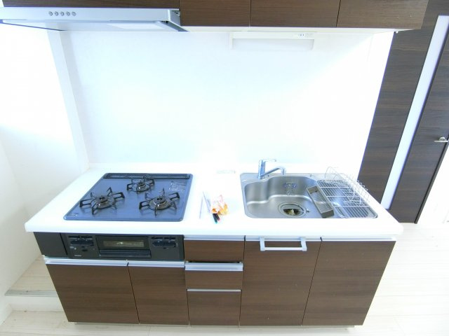 レジデンスサカタのキッチン