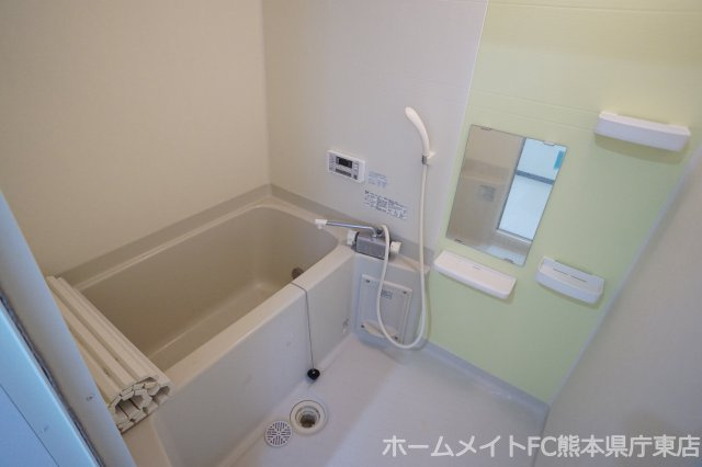 熊本市南区田井島１丁目の賃貸マンションの浴室