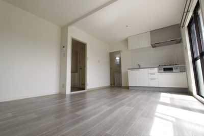 【居間・リビング】 | ラフィーネ當麻壱番館Ａ棟