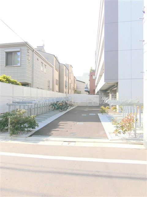 GENOVIA本羽田のその他共用部分|その他共用部分　駐輪場