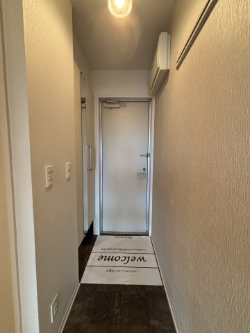 ルシードMの玄関