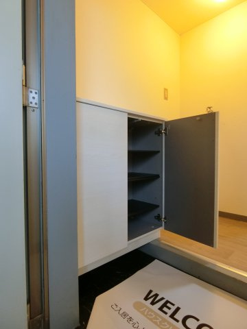 ベルトピア岩倉の収納|イメージ106号室の写真