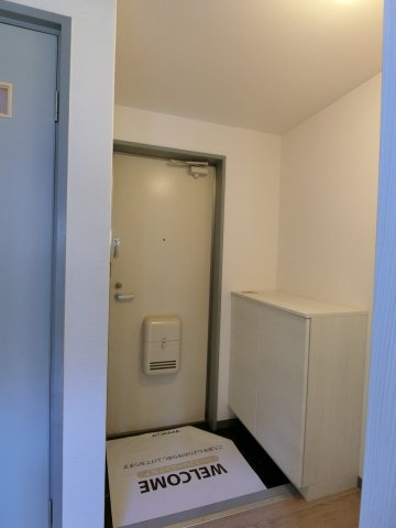 ベルトピア岩倉の玄関|イメージ106号室の写真