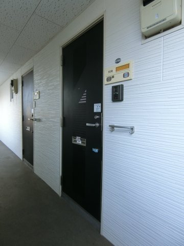ベルトピア岩倉の玄関|イメージ106号室の写真